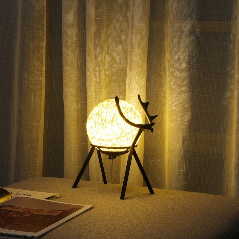 Romantic Retro Bedside Lamp - Vintage Style Night Light for Couples' Bedroom - Nook Essence